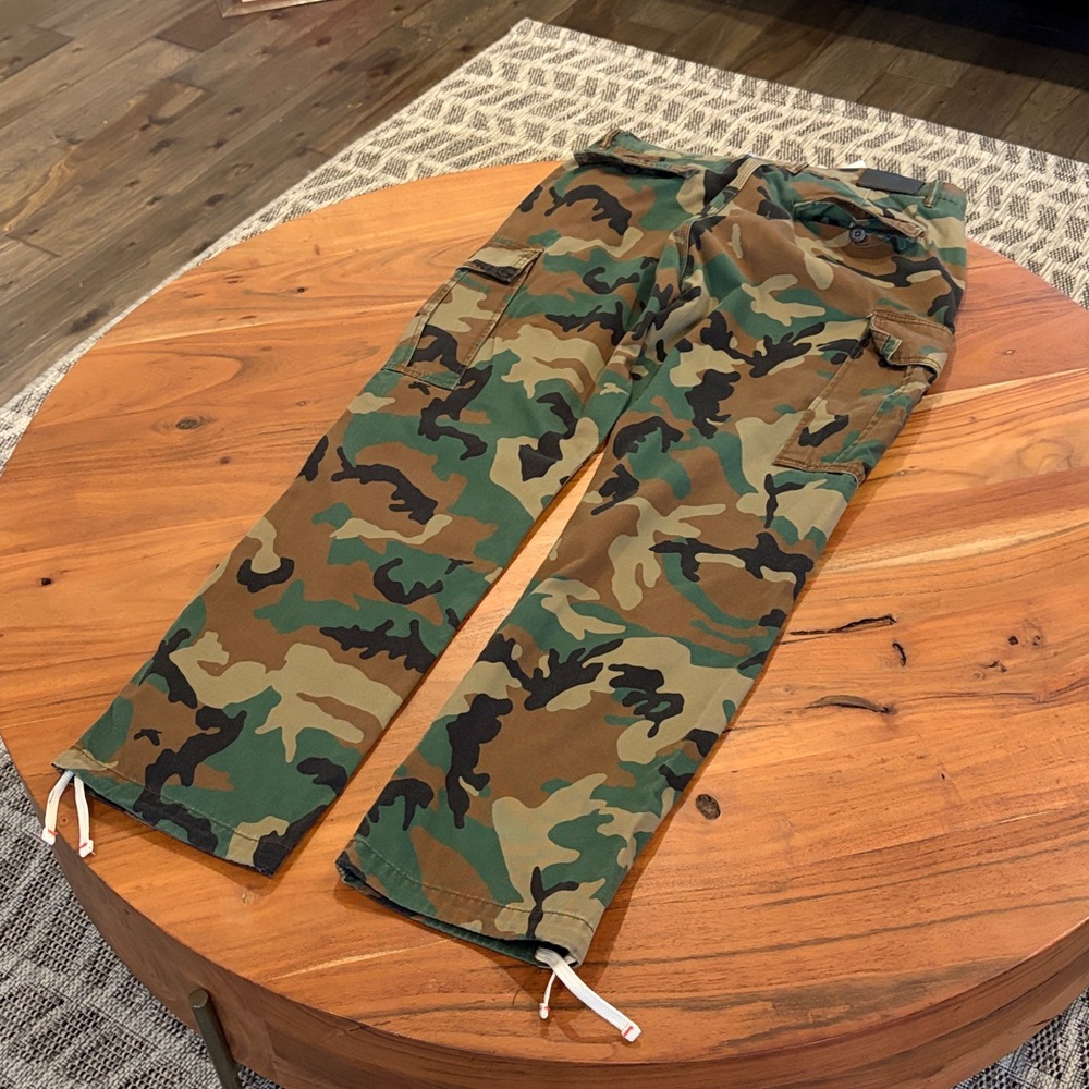 ❄️ Rare Used Dry cleaned Men’s Purple Brand cargo - Picture 8 of 12